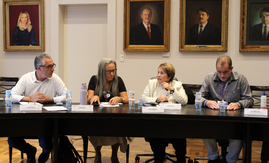Os preparativos para o 6º Fórum Paranaense de Turismo Religioso, cuja edição esse ano será em Lunardelli, município do Vale do Ivaí, do dia 24 a 26 de abril, foram tema de uma reunião no Palácio Iguaçu nesta quinta-feira (21).