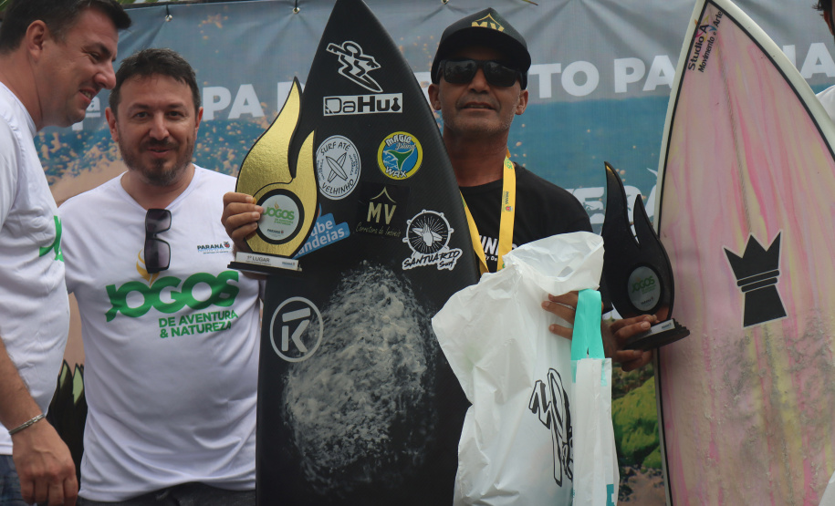 ESPORTE COMPILADO SURF PESCA