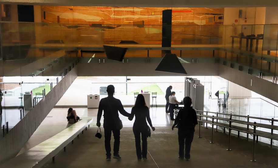 Museu Oscar Niemeyer vai abrir todos os dias no Carnaval