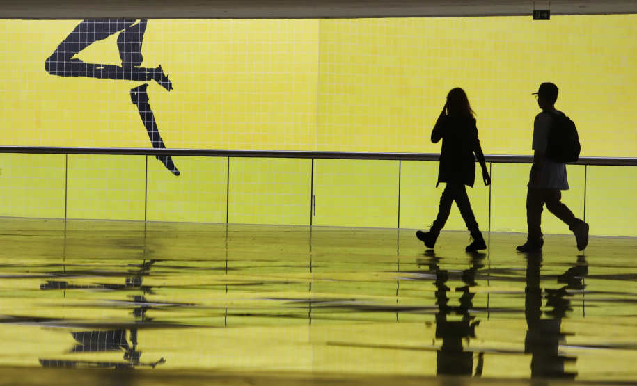 Museu Oscar Niemeyer vai abrir todos os dias no Carnaval