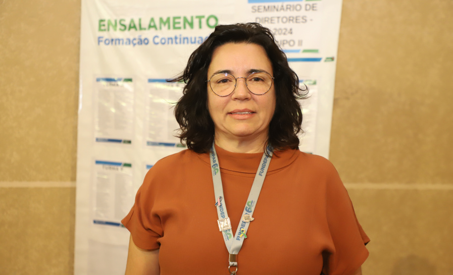 Seminário dos Diretores com Foco na Aprendizagem, que reúne em Foz do Iguaçu, no Oeste do Estado, 2 mil profissionais da educação de toda a rede estadual, com foco no planejamento pedagógico para o primeiro semestre letivo.