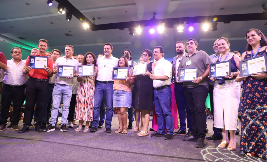 Ganhando o Mundo: Estado vai levar 200 diretores da rede para capacitação no Chile