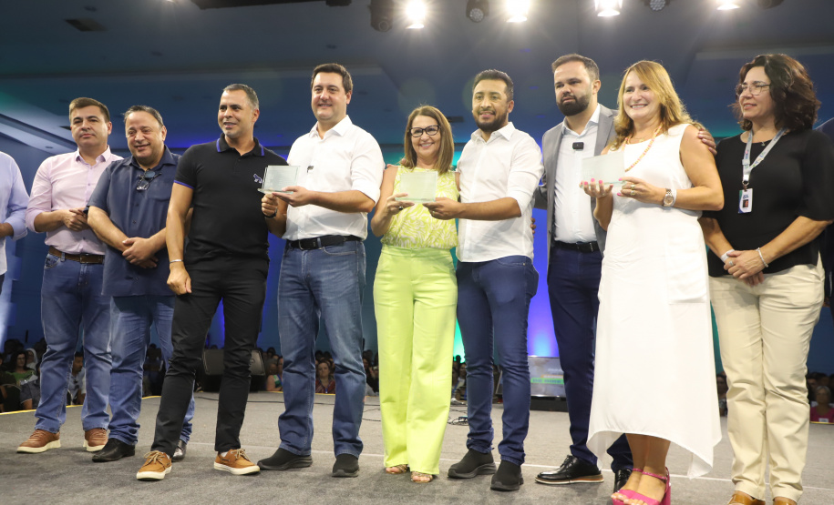 Ganhando o Mundo: Estado vai levar 200 diretores da rede para capacitação no Chile