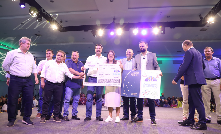 Ganhando o Mundo: Estado vai levar 200 diretores da rede para capacitação no Chile