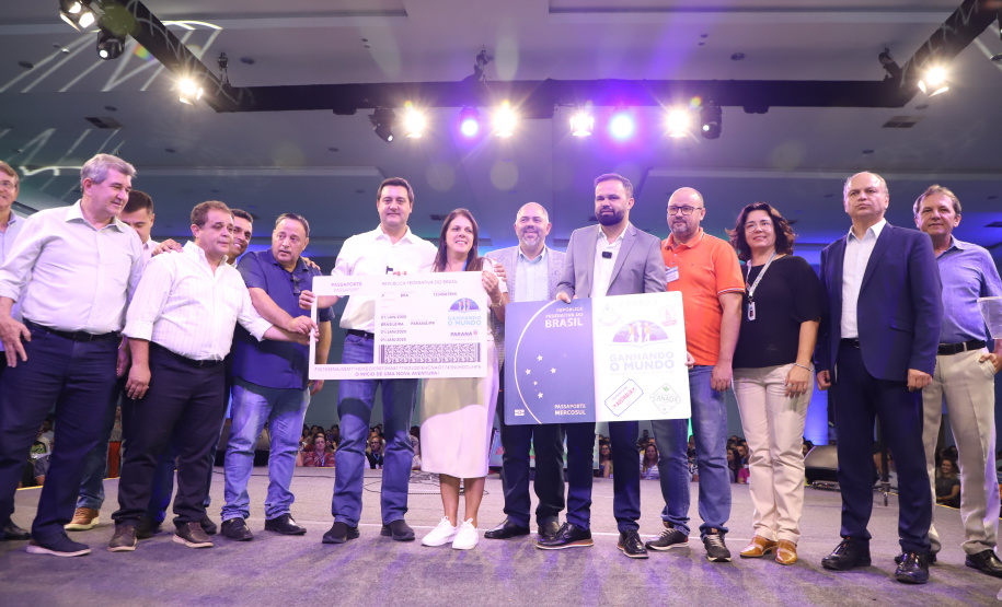 Ganhando o Mundo: Estado vai levar 200 diretores da rede para capacitação no Chile