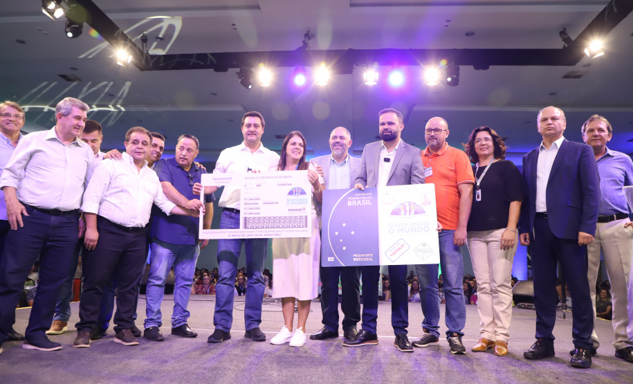 Ganhando o Mundo: Estado vai levar 200 diretores da rede para capacitação no Chile