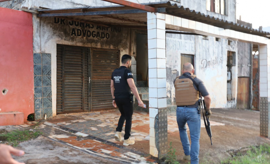 Forças de segurança prendem 36 membros de organização criminosa de Quedas do Iguaçu
