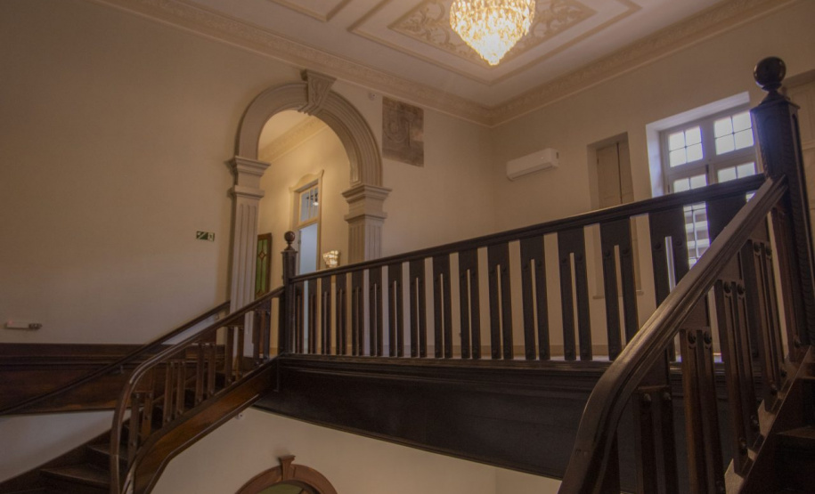 UEPG entrega restauro do prédio histórico do Museu Campos Gerais