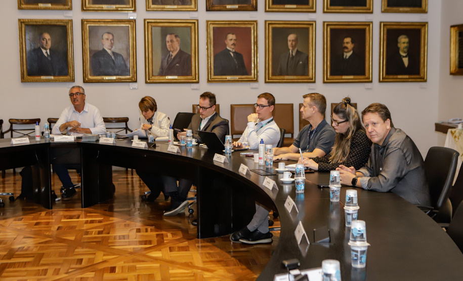 Curitiba, 22 de fevereiro de 2024 - Reunião do Grupo de Trabalho Turismo Religioso na Sala dos Governadores, Palácio Iguaçu.