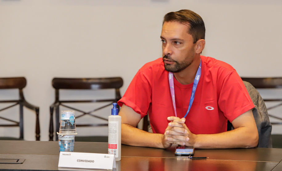 Curitiba, 22 de fevereiro de 2024 - Reunião do Grupo de Trabalho Turismo Religioso na Sala dos Governadores, Palácio Iguaçu.
