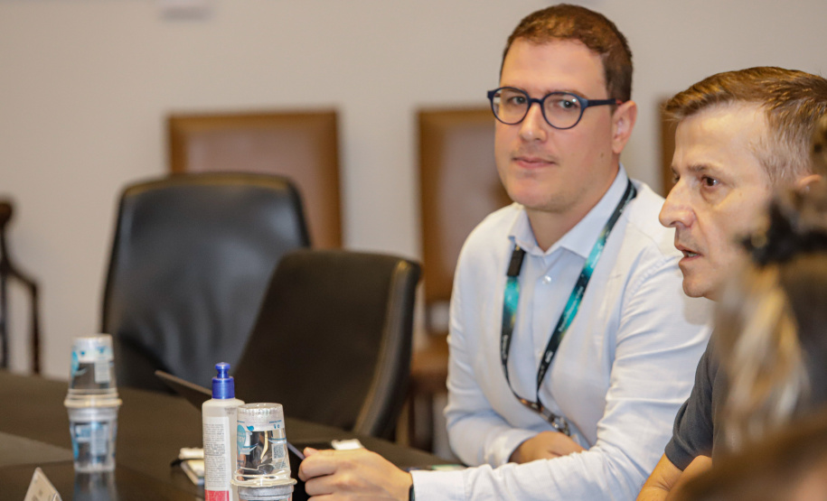 Curitiba, 22 de fevereiro de 2024 - Reunião do Grupo de Trabalho Turismo Religioso na Sala dos Governadores, Palácio Iguaçu.