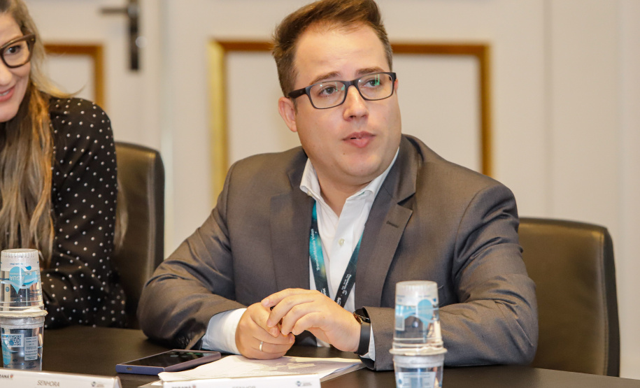 Curitiba, 22 de fevereiro de 2024 - Reunião do Grupo de Trabalho Turismo Religioso na Sala dos Governadores, Palácio Iguaçu.