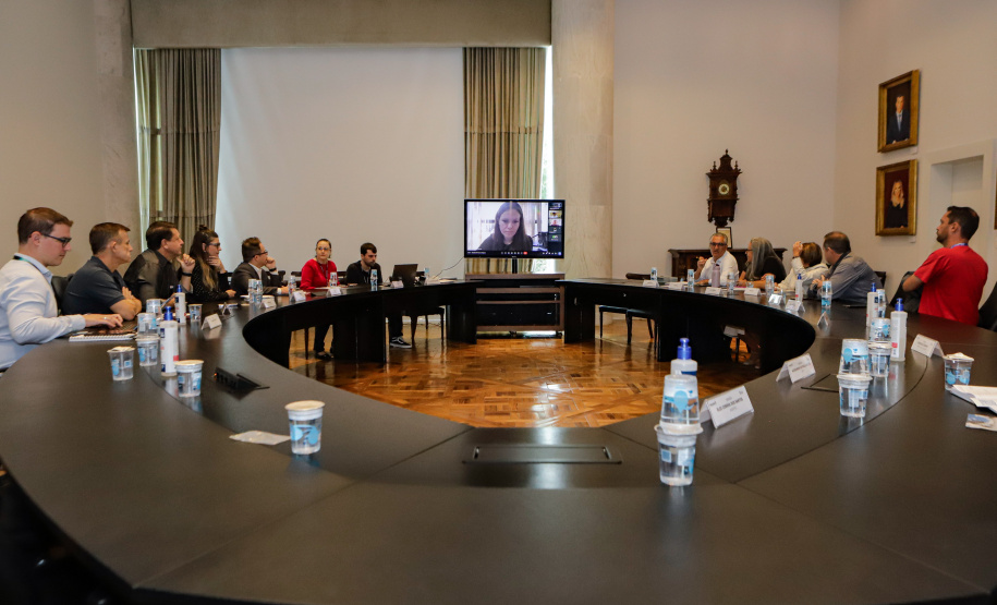 Curitiba, 22 de fevereiro de 2024 - Reunião do Grupo de Trabalho Turismo Religioso na Sala dos Governadores, Palácio Iguaçu.