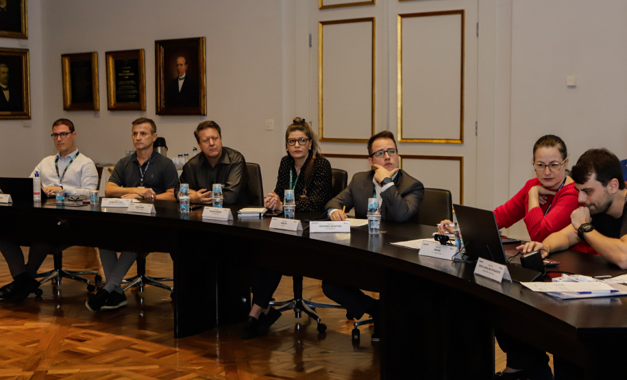 Curitiba, 22 de fevereiro de 2024 - Reunião do Grupo de Trabalho Turismo Religioso na Sala dos Governadores, Palácio Iguaçu.