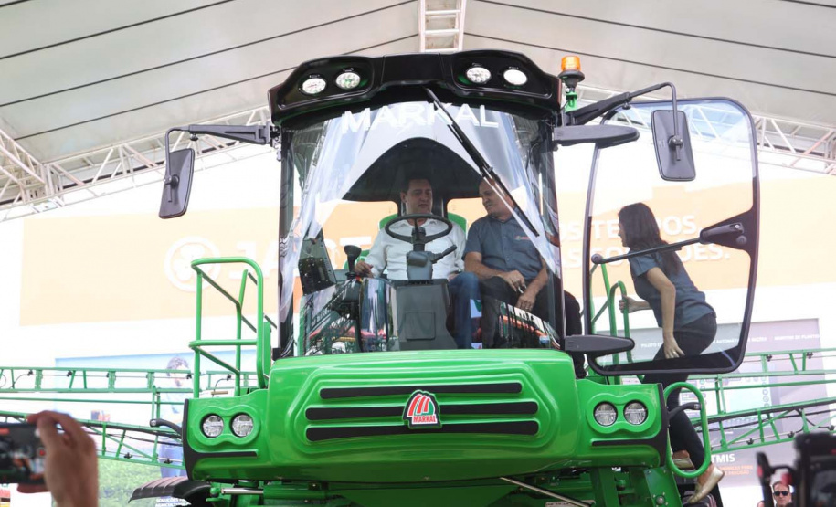 Agronegócio puxa bons números da economia do Paraná, afirma Ratinho Junior