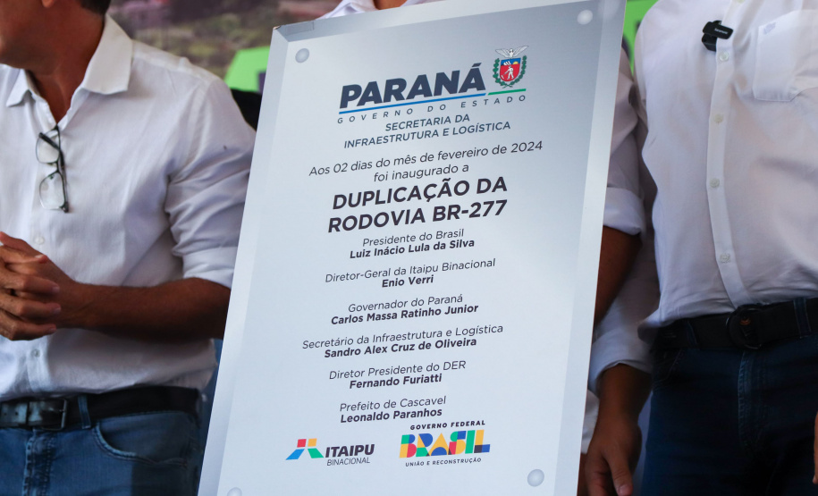 Governador Ratinho Junior entrega duplicação da BR-277 em Cascavel