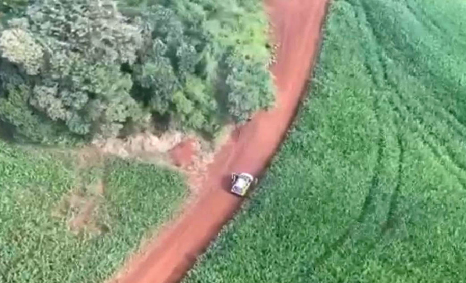 Helicóptero do Projeto Falcão ajuda a localizar e prender suspeito de roubo na BR-369