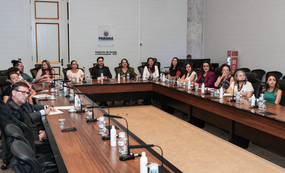 Governo alinha ações com secretarias para caravana em defesa das mulheres