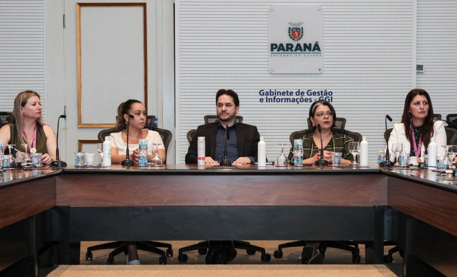 Governo alinha ações com secretarias para caravana em defesa das mulheres