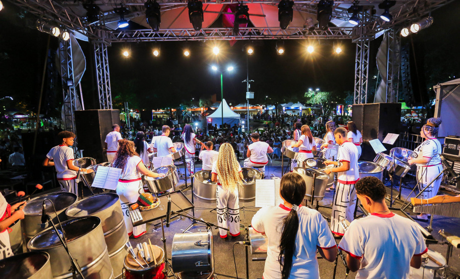 MIS-PR recebe o grupo Tambores de Aço para Quarta Musical