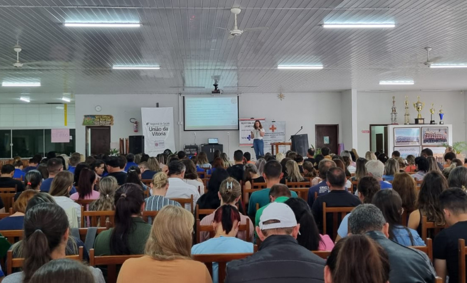 SESA AÇÕES ATENÇÃO CUIDADO POPULAÇÃO IDOSA