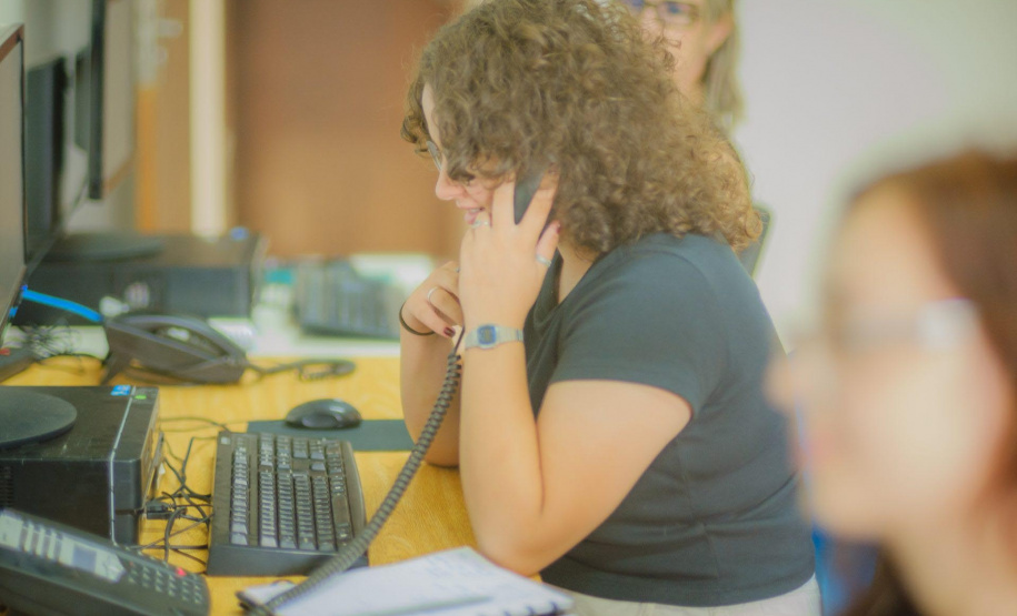 UEPG atende população de Ponta Grossa sobre dengue em call center