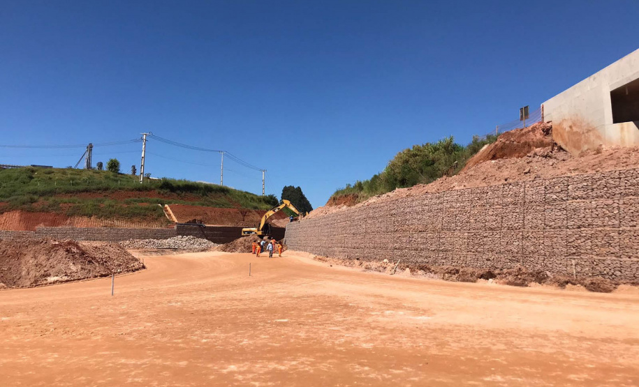 Contorno Norte de Castro deve ser concluído até o final deste semestre