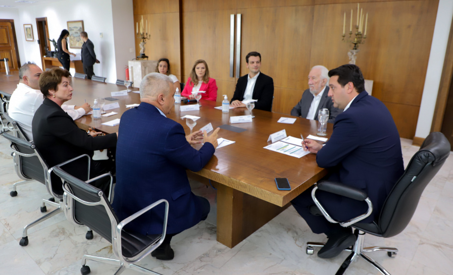 ASSINATURA CONTRATO IRATI