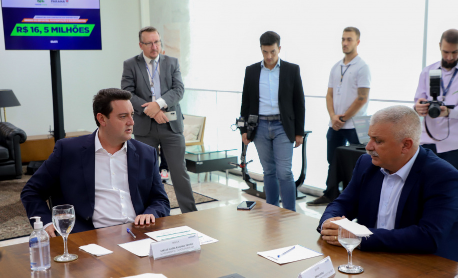 ASSINATURA CONTRATO IRATI