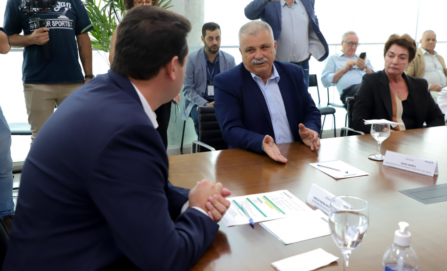 ASSINATURA CONTRATO IRATI