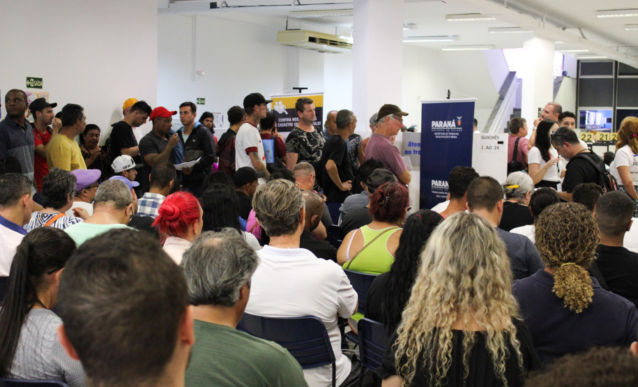 EMPREGA MAIS CURITIBA