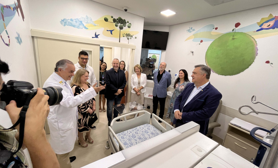 Com apoio do Estado, Hospital Pequeno Príncipe inaugura oito novos leitos de UTI