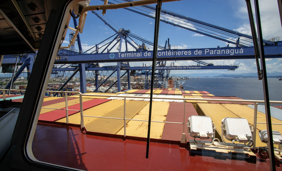 PORTOS DO PARANÁ RECORDE MOVIMENTAÇÃO
