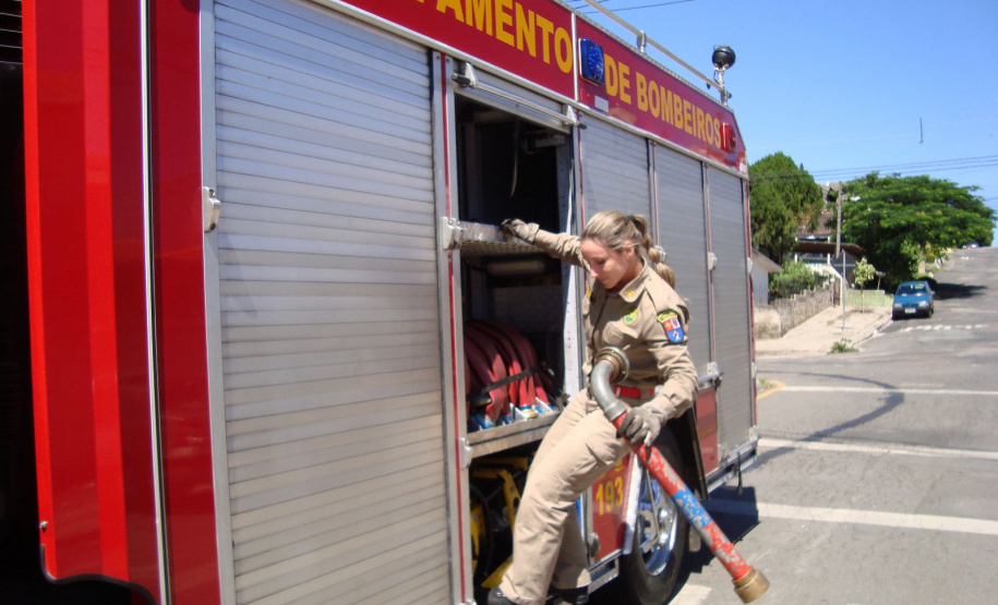 BOMBEIROS - SARGENTO REFERÊNCIA P/ BOMBEIRAS DO PR