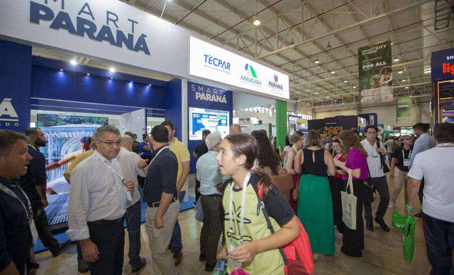 Tecpar apresenta tecnologias de materiais para trânsito no Smart City Expo Curitiba