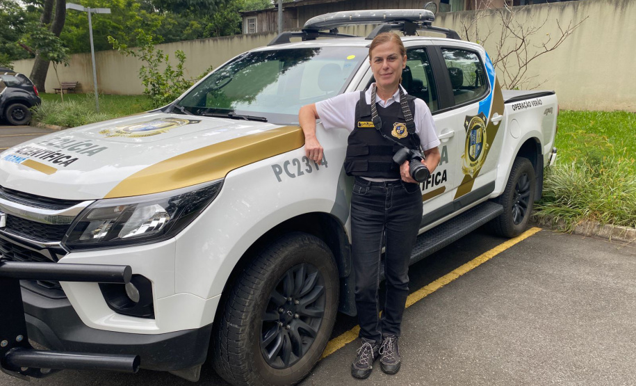 MULHERES POLÍCIA