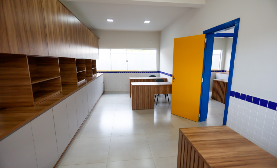 O governador Carlos Massa Ratinho Junior inaugura a Escola de Educação Especial de Nova Laranjeiras, na região Centro-Sul do Paraná.