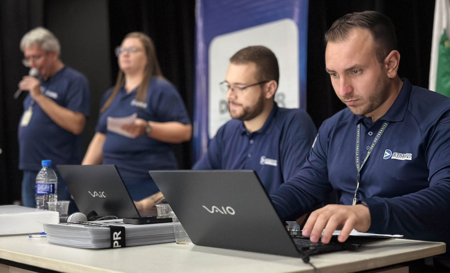 Leilões de 341 veículos em Curitiba, Londrina e Maringá rendem R$ 1,9 milhão