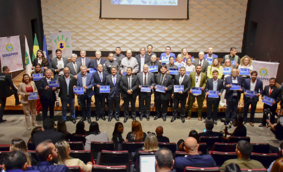 UEPG recebe prêmio do Selo Resgata pelo Projeto Nupem