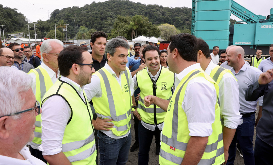 Dia histórico: com nova licença, Estado libera obras da Ponte de Guaratuba