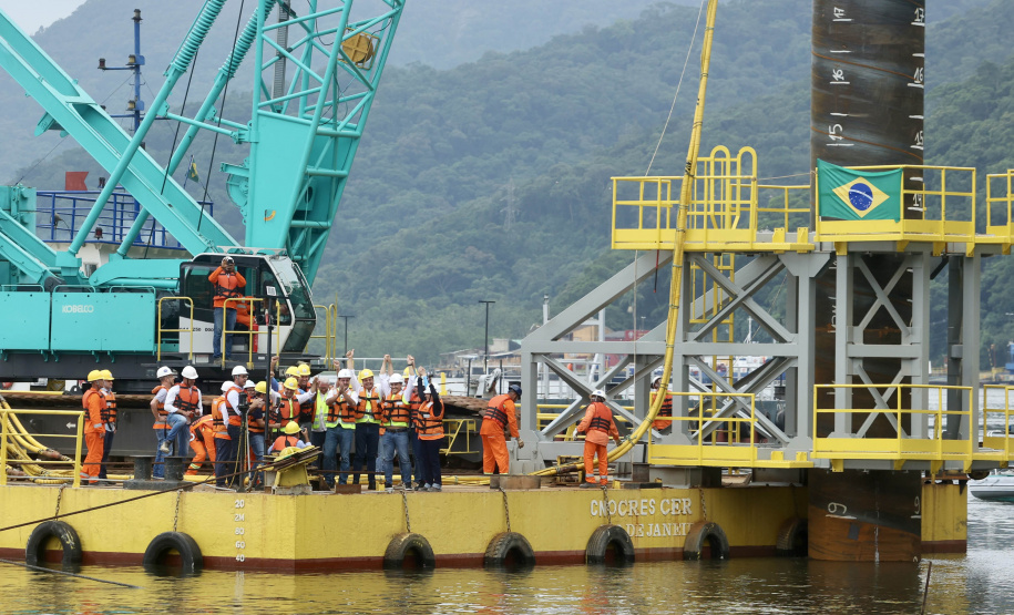 Dia histórico: com nova licença, Estado libera obras da Ponte de Guaratuba
