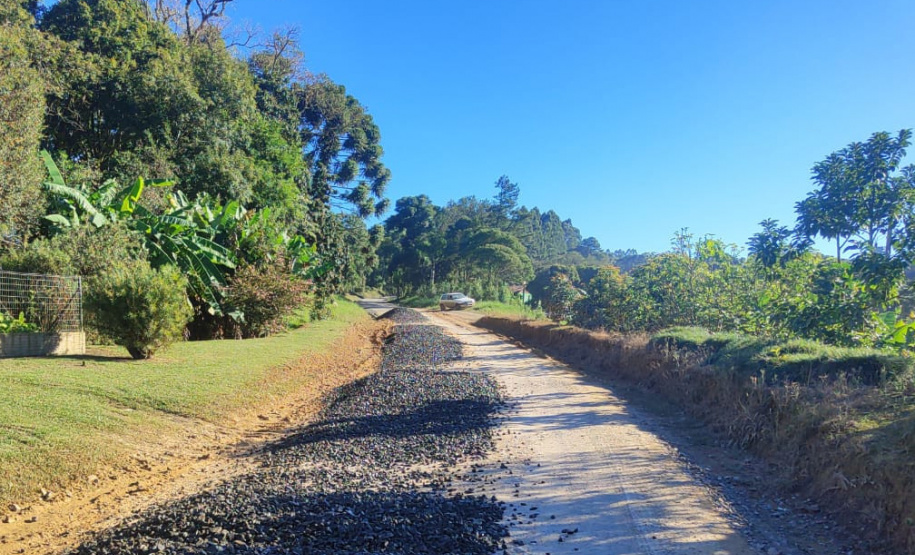 DER PR-281 Mallet cascalhamento