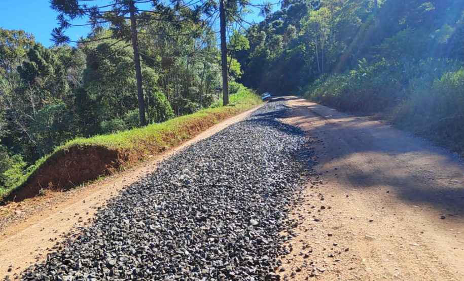 DER PR-281 Mallet cascalhamento