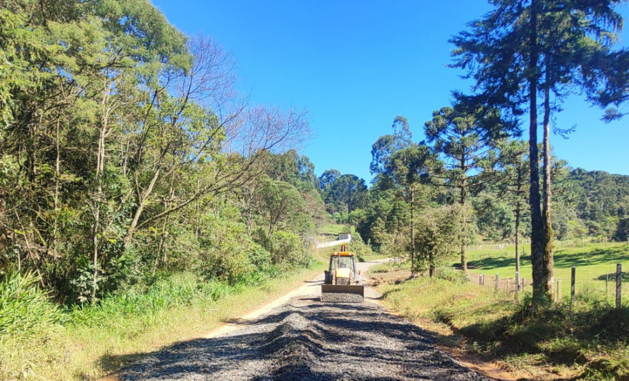 DER PR-281 Mallet cascalhamento