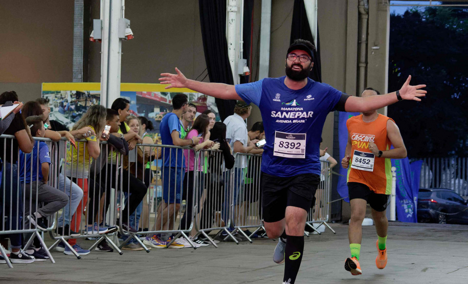 Maratona da Sanepar em Cascavel reuniu mais de 2 mil atletas; confira os vencedores
