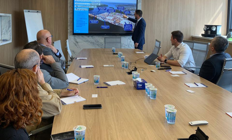 TRANSPORTE FERROVIÁRIO