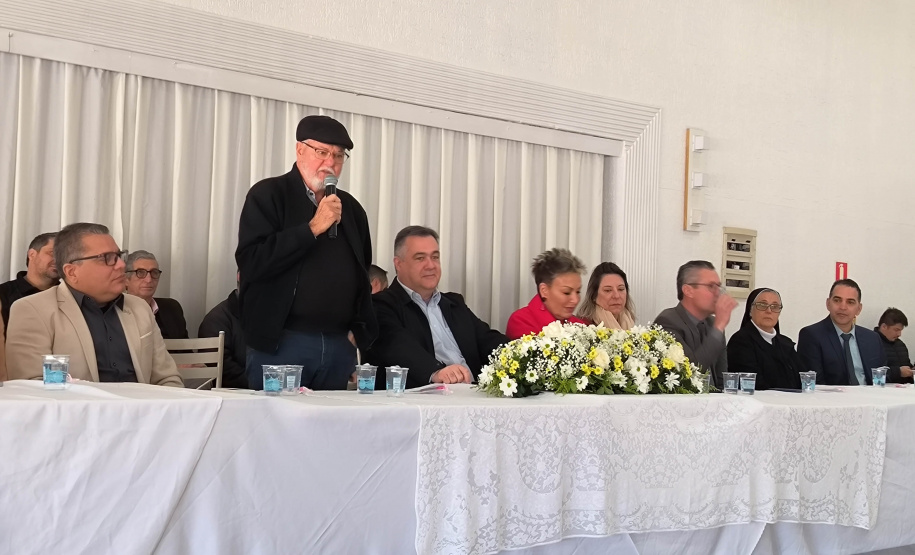 Saúde da mulher: Governo do Estado entrega mamógrafo para Rolândia