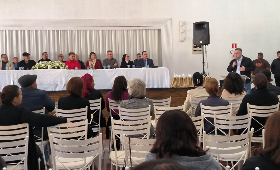 Saúde da mulher: Governo do Estado entrega mamógrafo para Rolândia