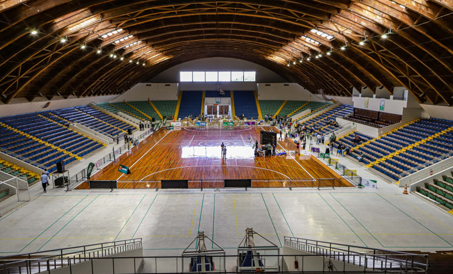Complexo Tarumã recebe estrelas do voleibol em desafio solidário em prol do Rio Grande do Sul