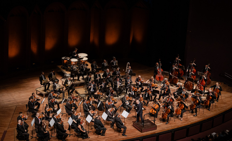 Concerto de aniversário da Orquestra Sinfônica do Paraná apresenta choros de Villa-Lobos